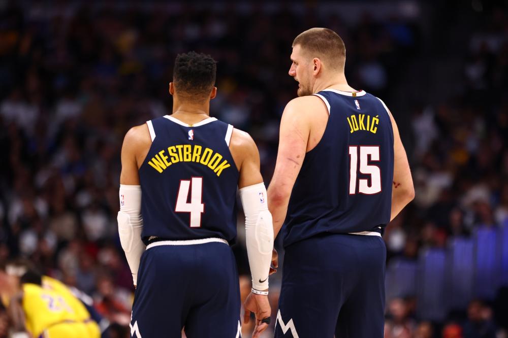 往运动员通 往运动员通