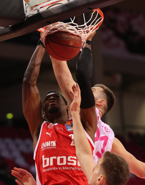 赛双线作战 赛双线作战