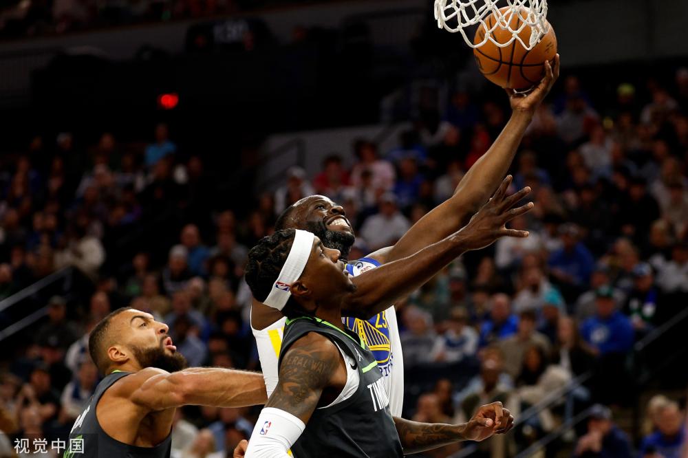 限制了他对 限制了他对