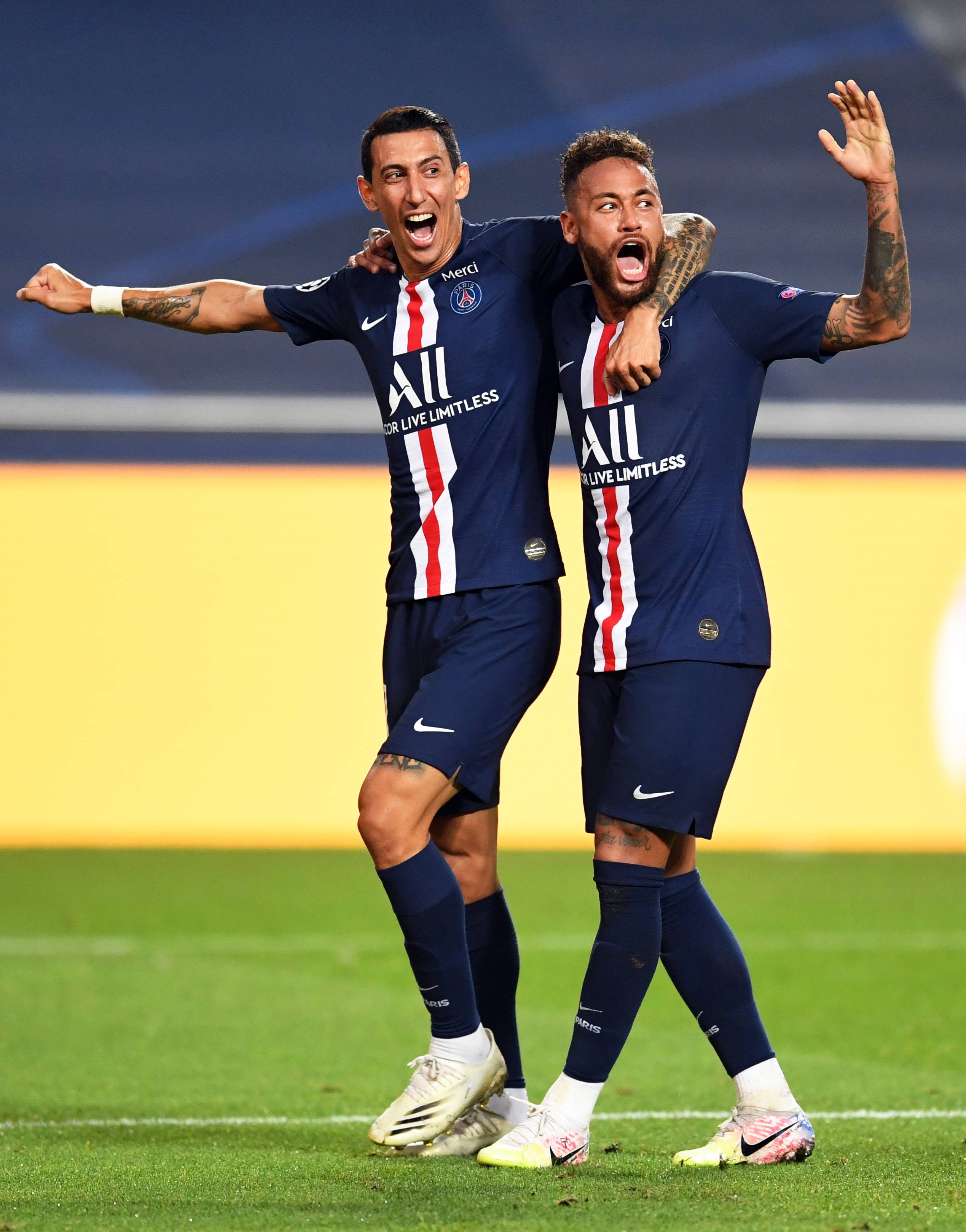 示出与生俱 示出与生俱